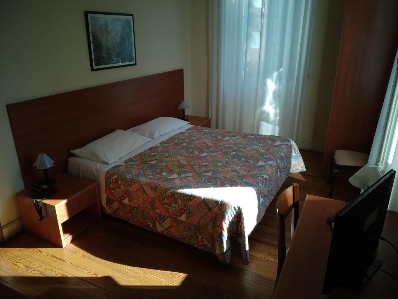 Hotel Lucciola Бордигера Экстерьер фото